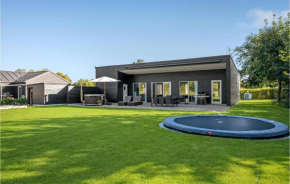 3 Bedroom Cozy Home In Ørsted